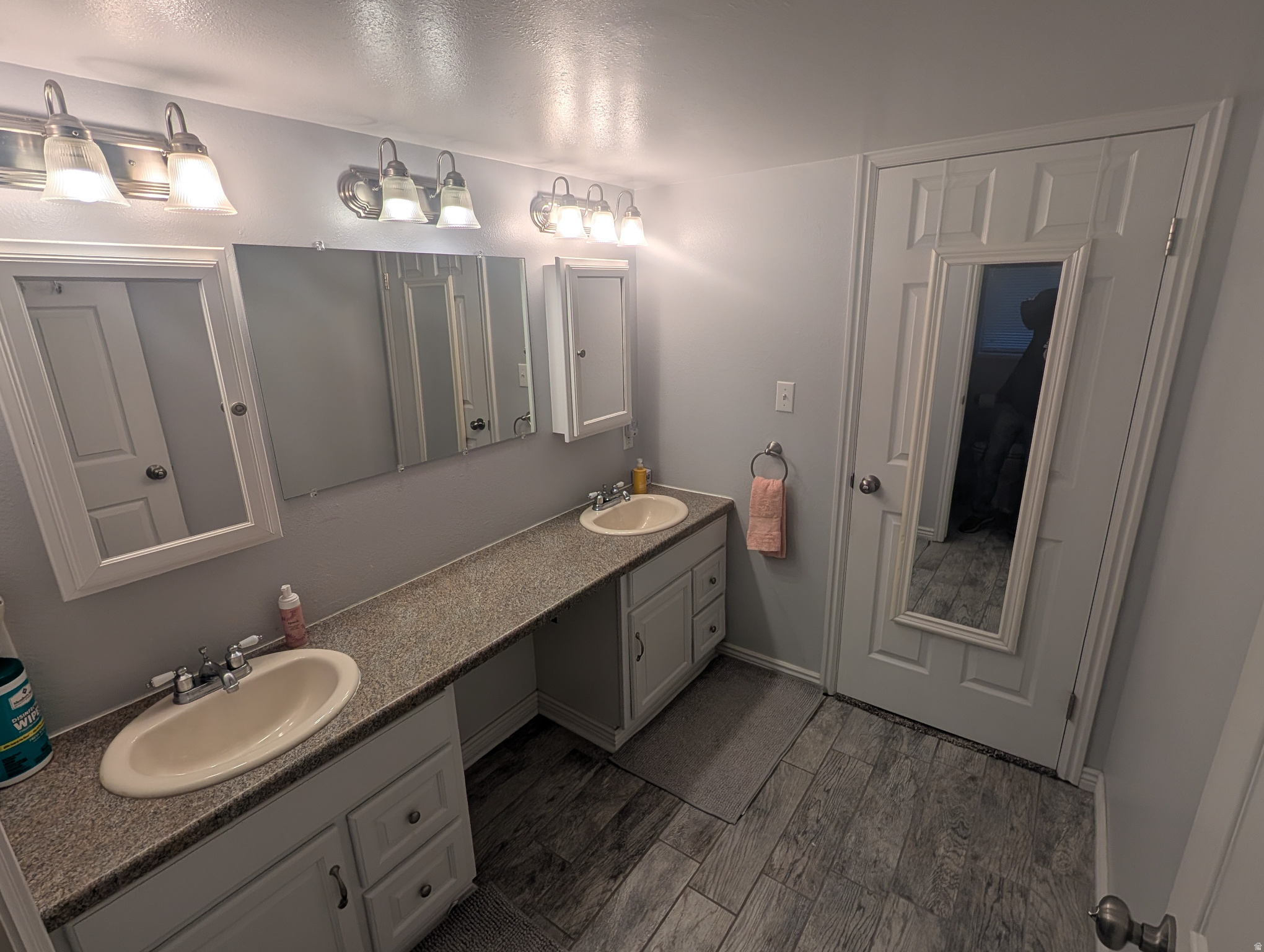 main property photo 46