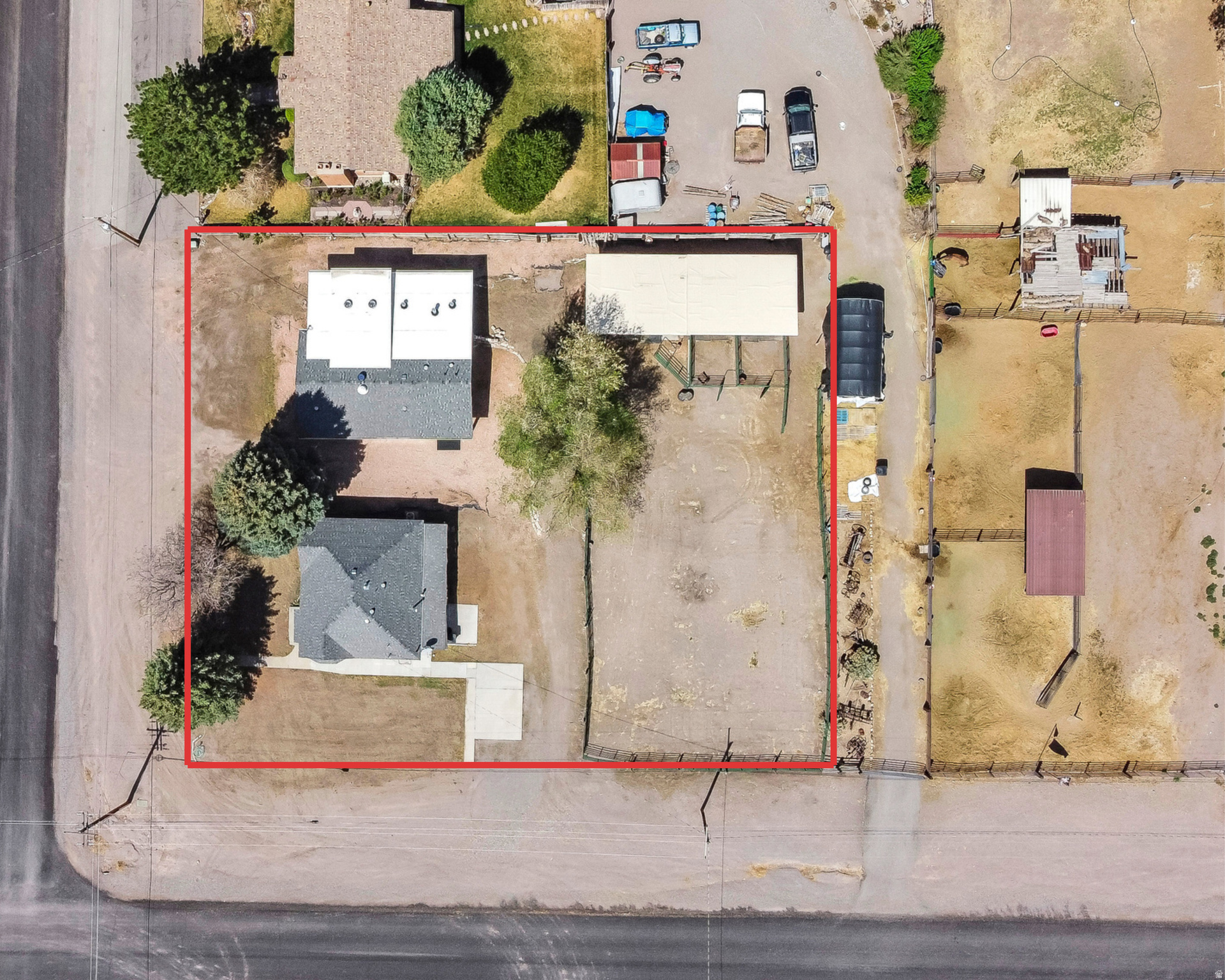 main property photo 11