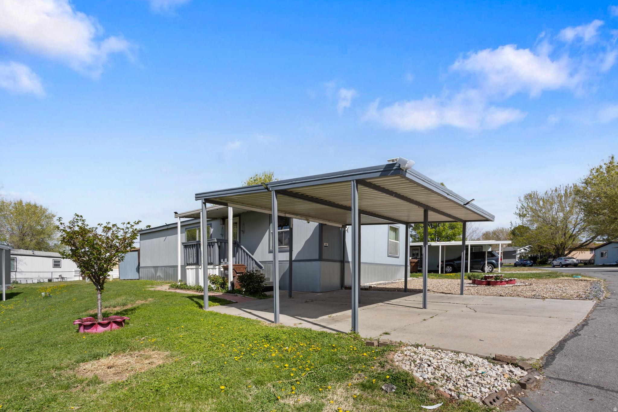 main property photo 19