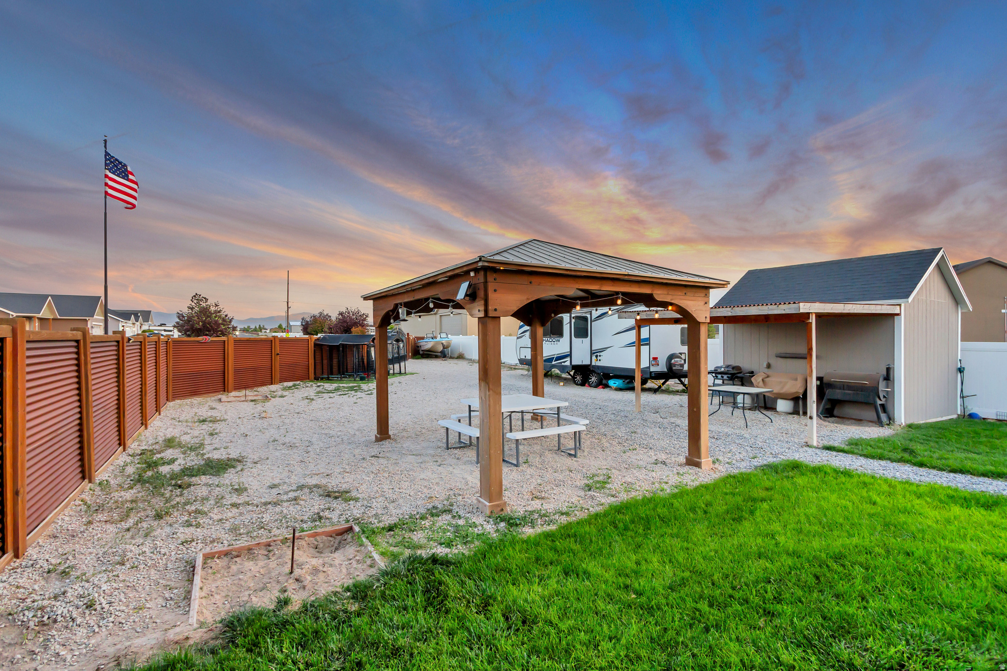 main property photo 54
