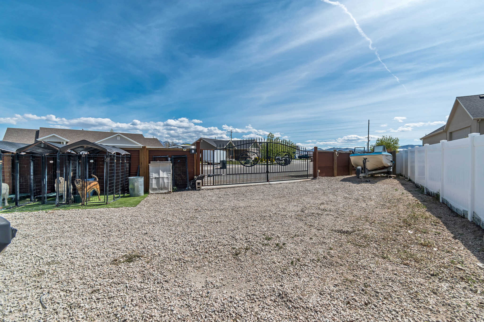 main property photo 74