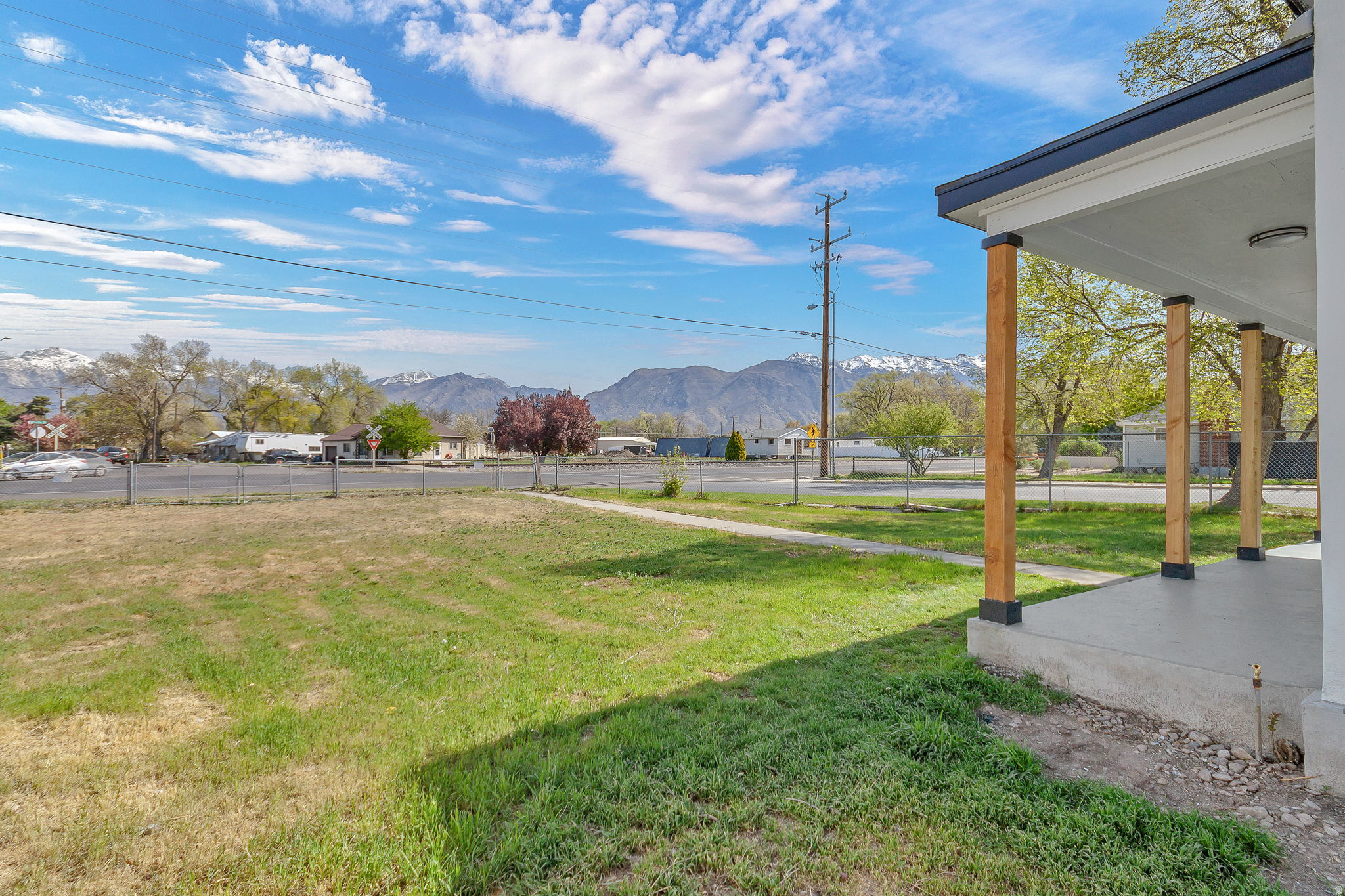 main property photo 35