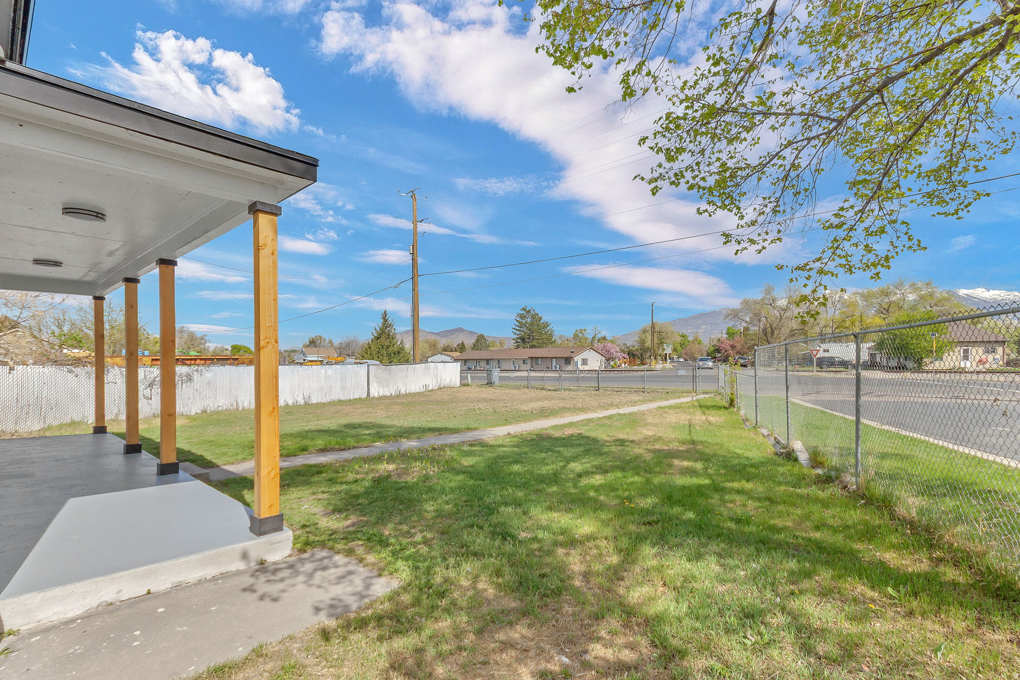 main property photo 36