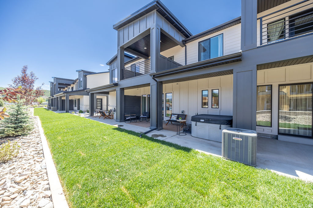 main property photo 32