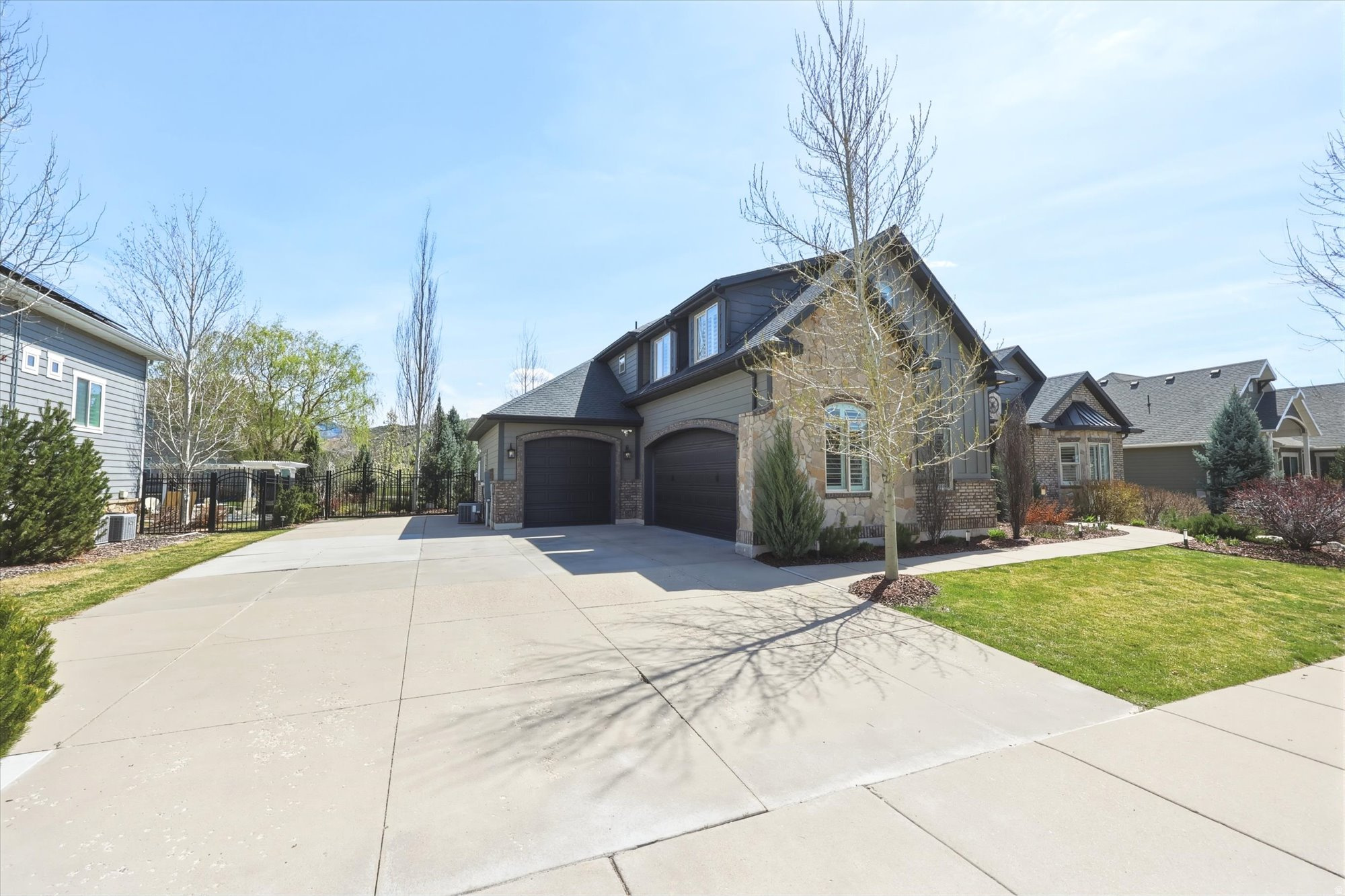 main property photo 44