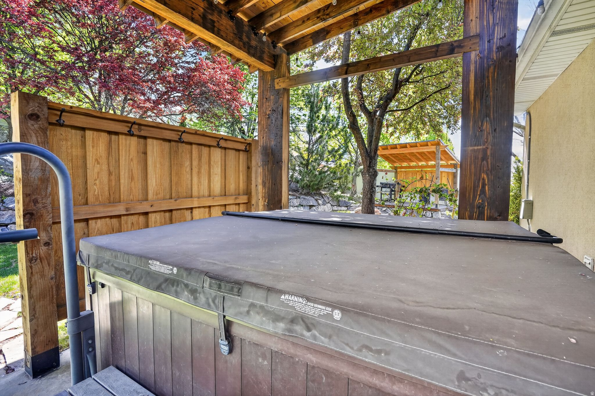 main property photo 51