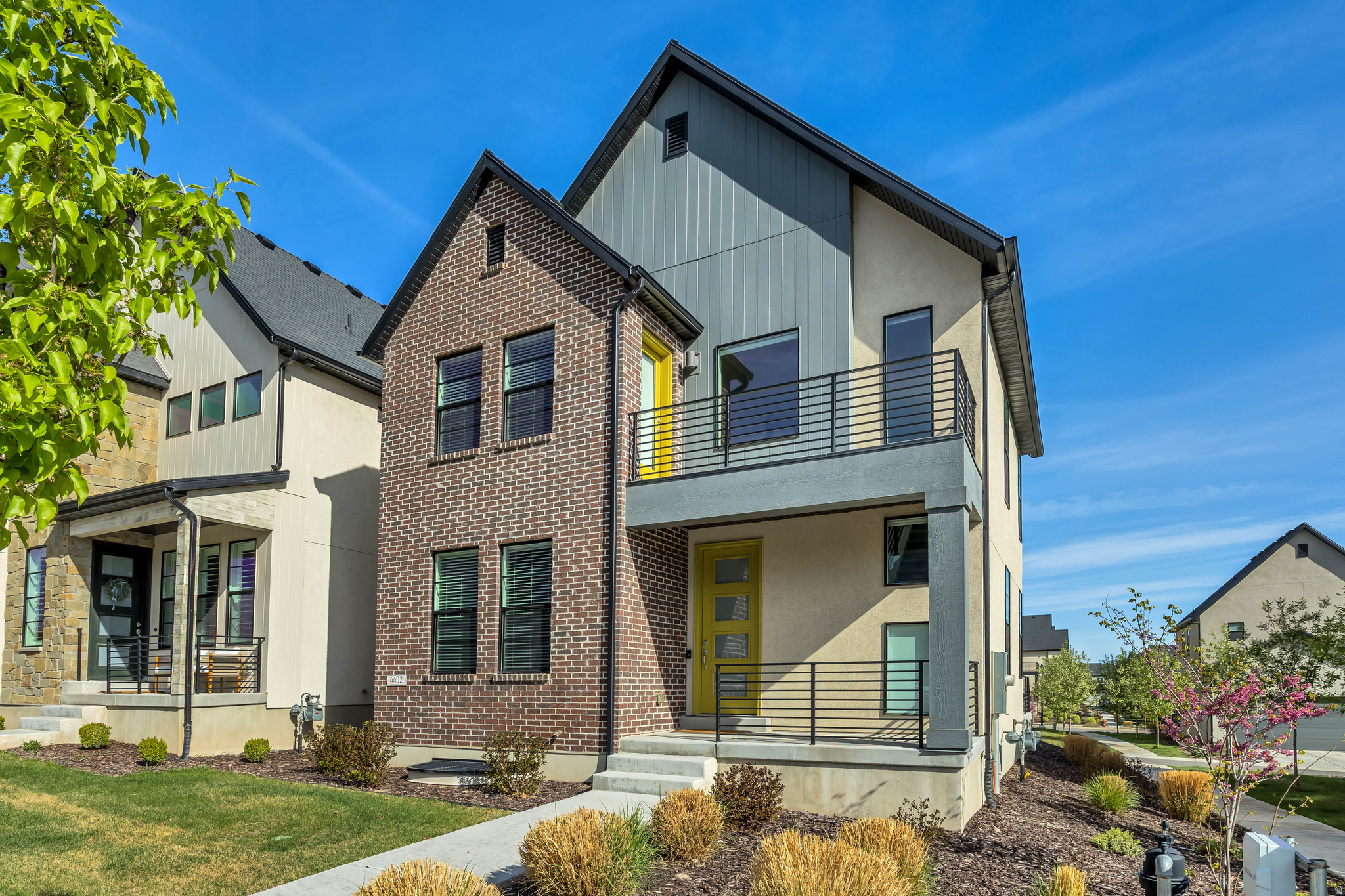 main property photo 25