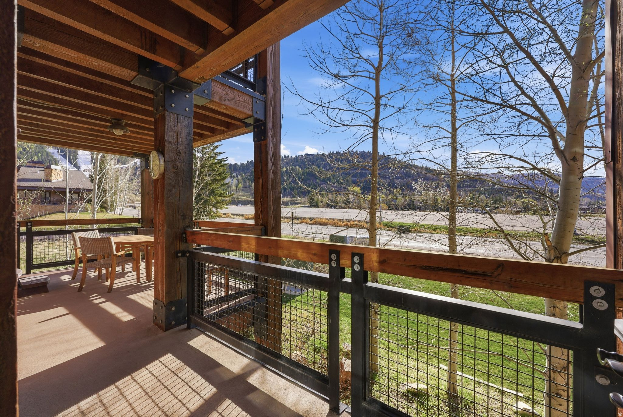 main property photo 27