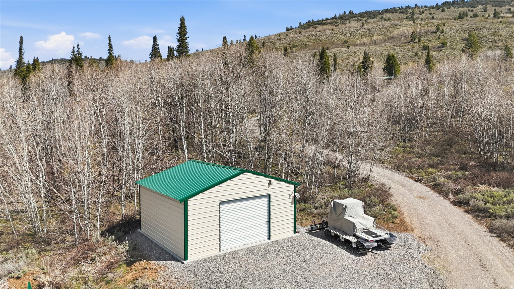 main property photo 36