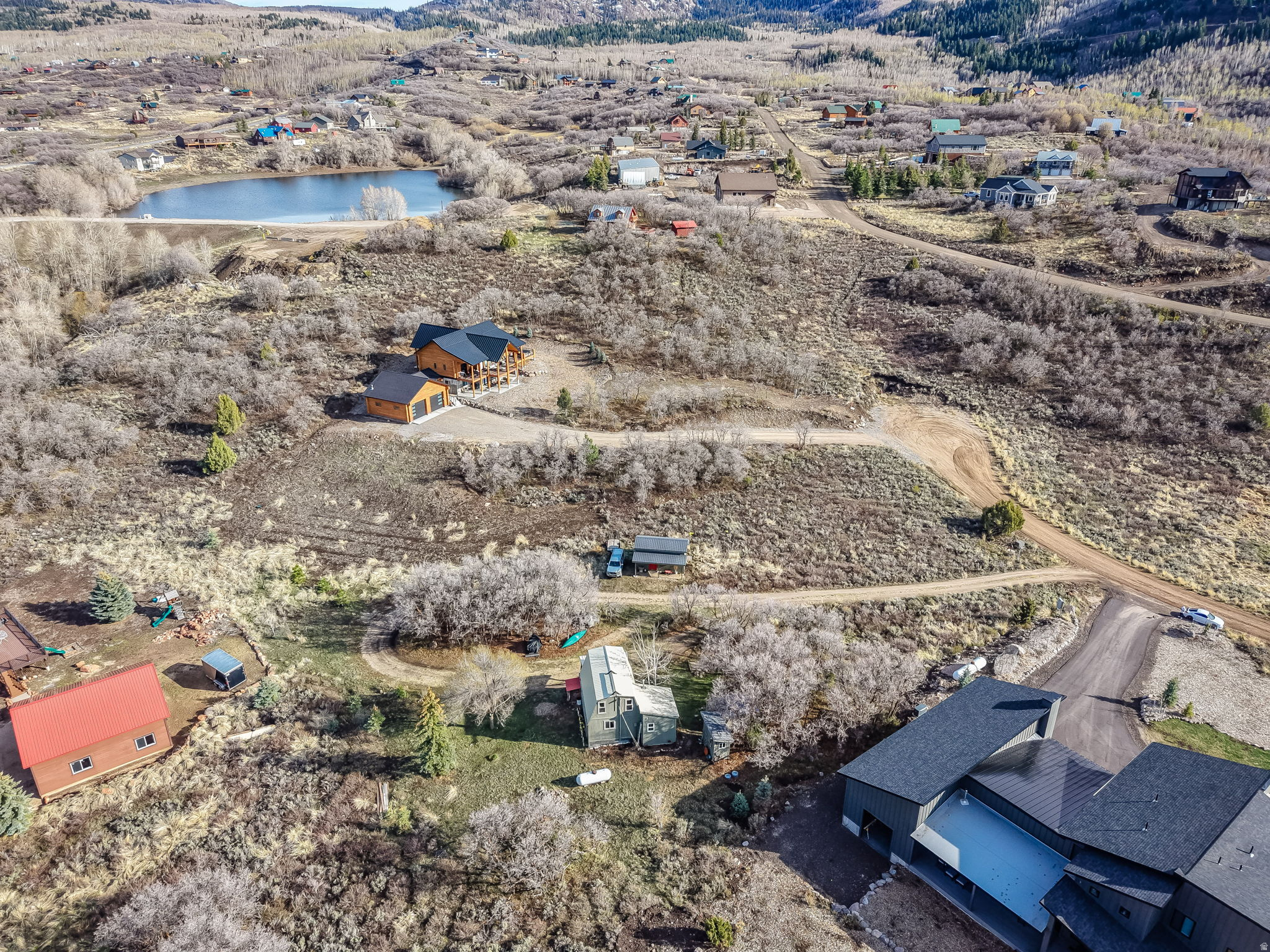 main property photo 30