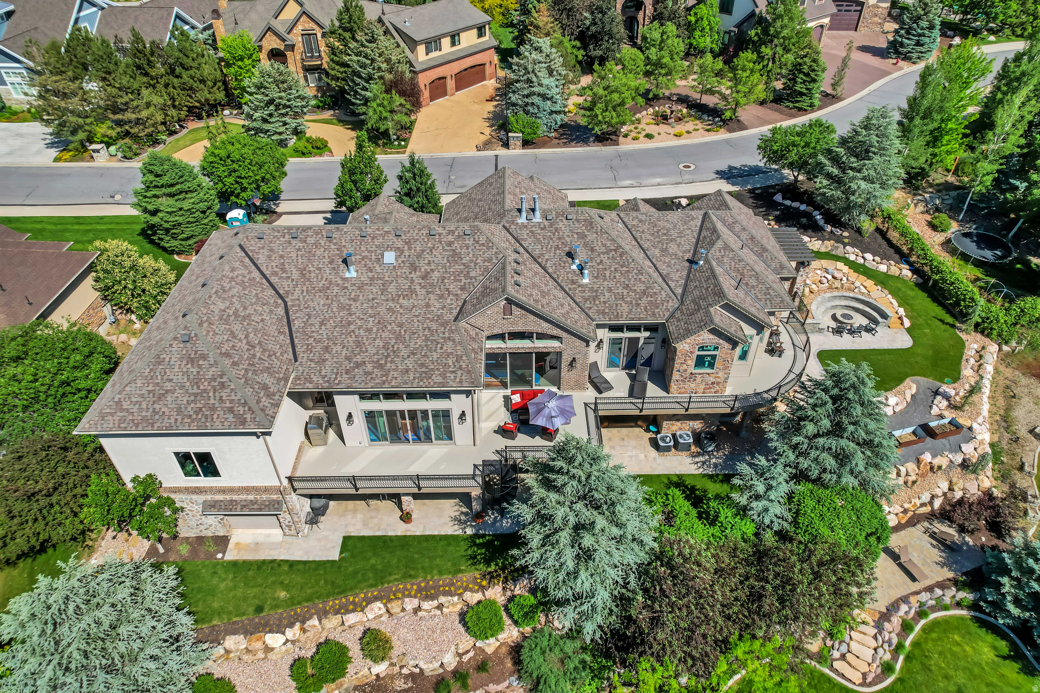 main property photo 70