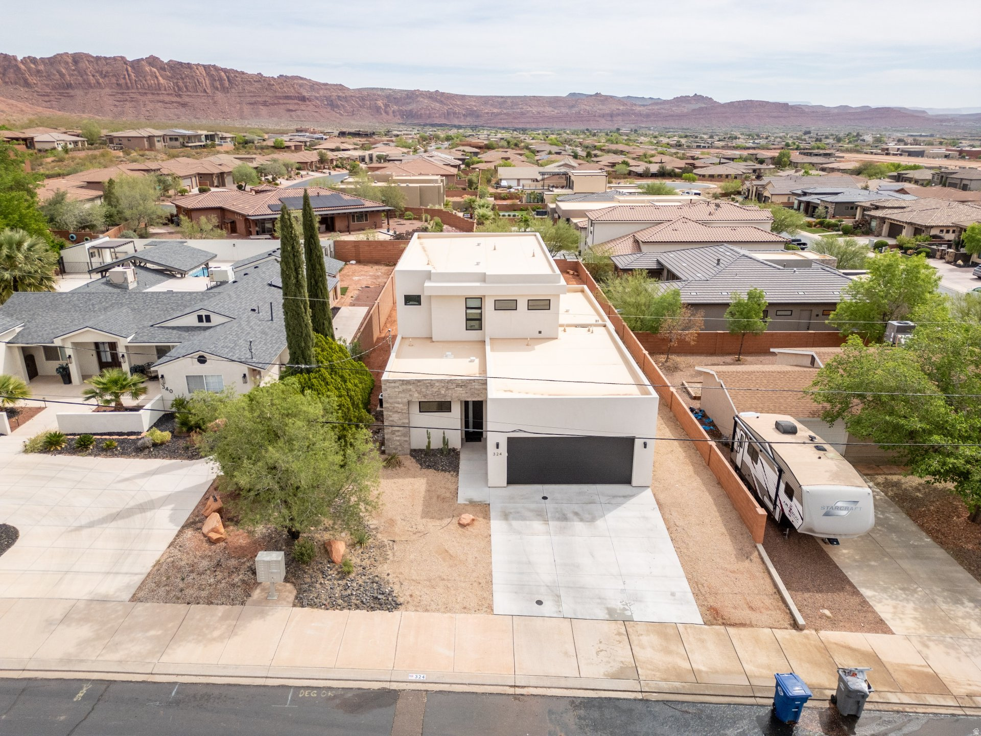 main property photo 42