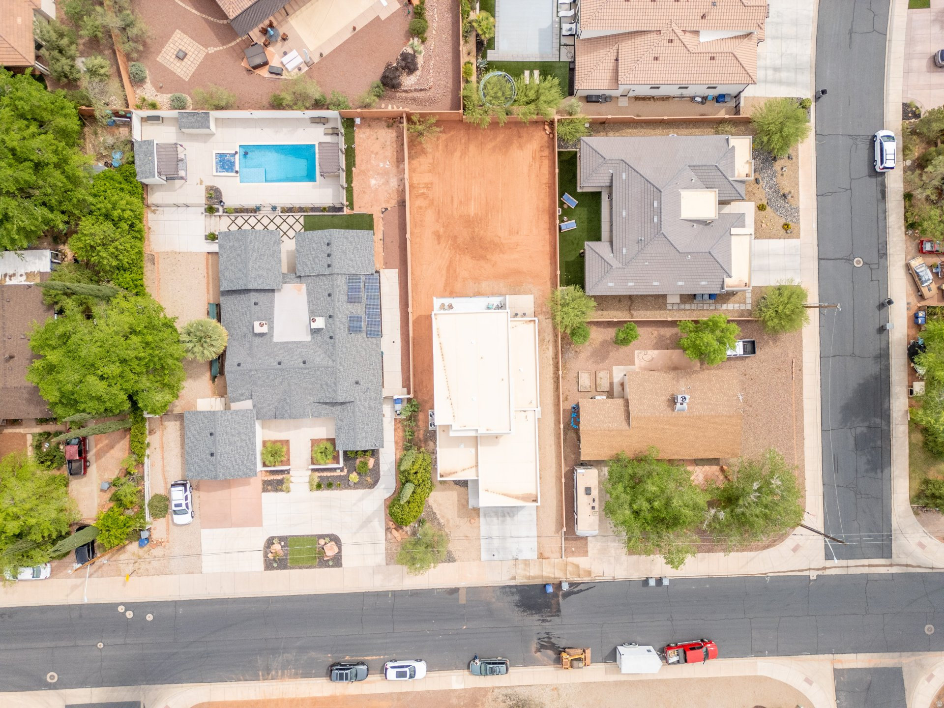 main property photo 48