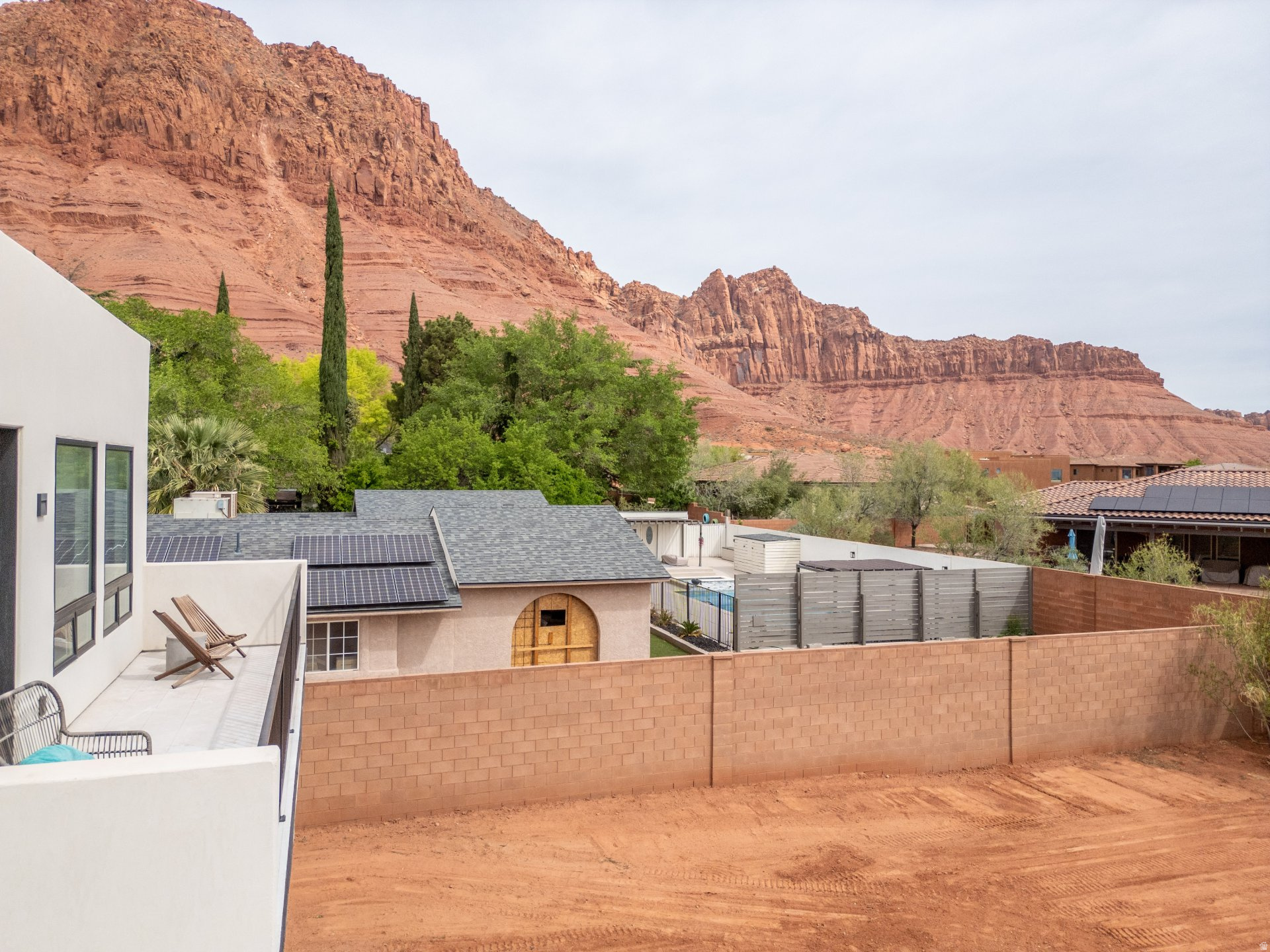 main property photo 49