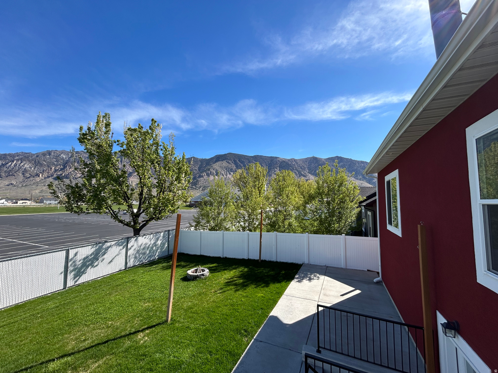 main property photo 15