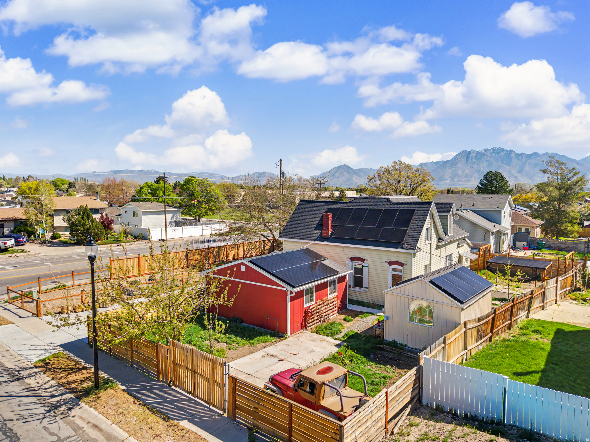 main property photo 22