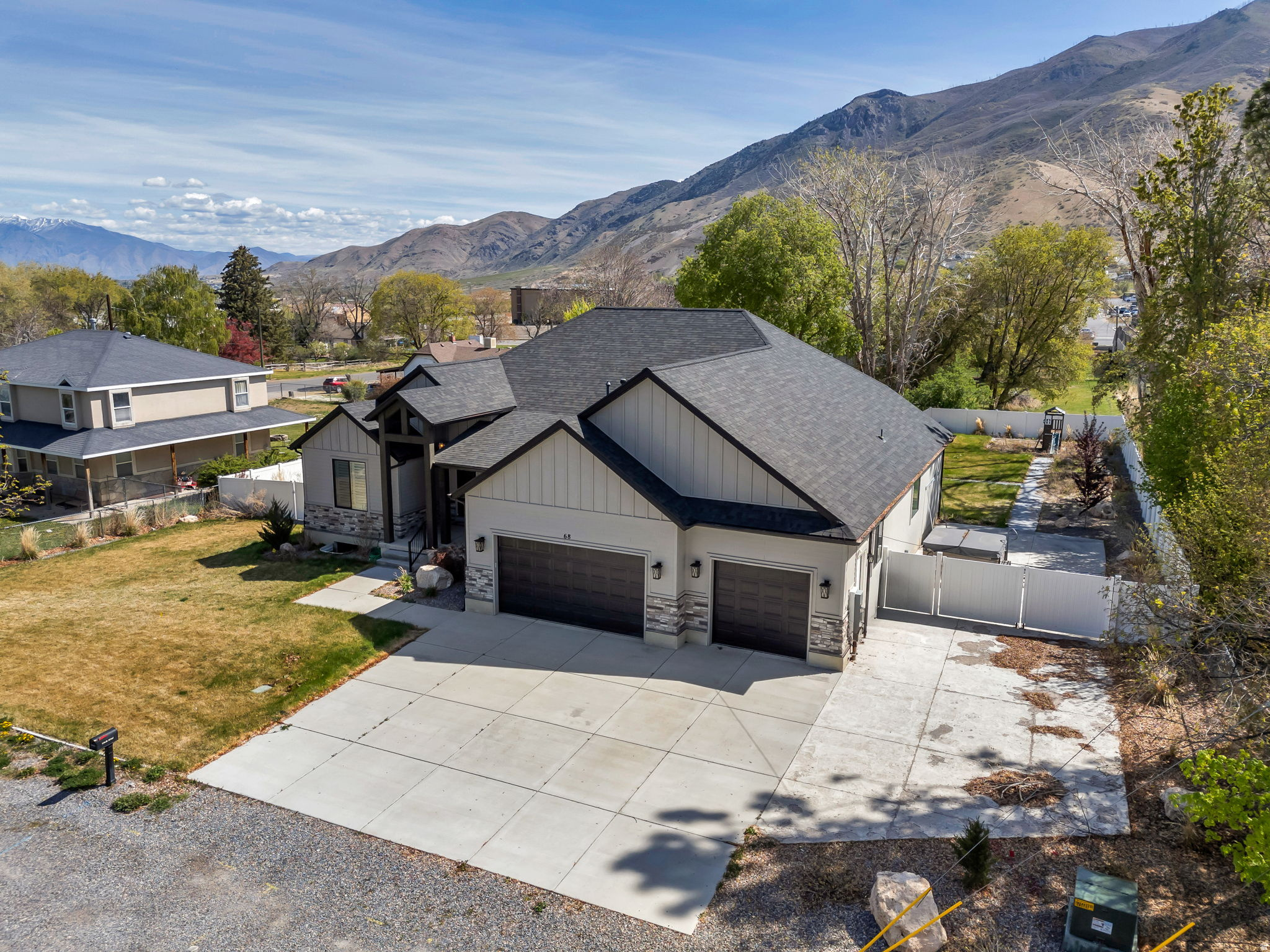 main property photo 53