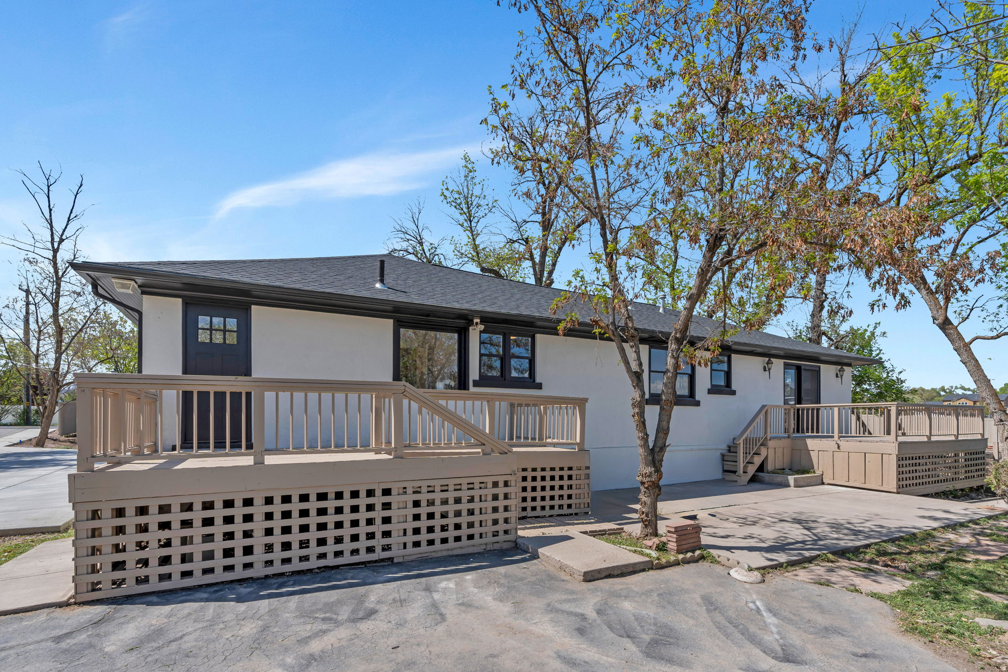 main property photo 51