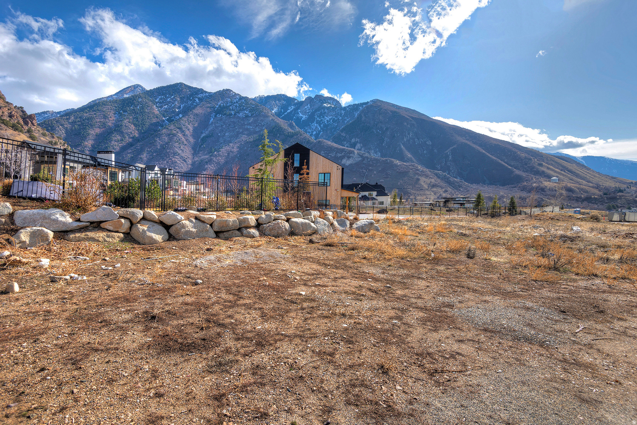 main property photo 17