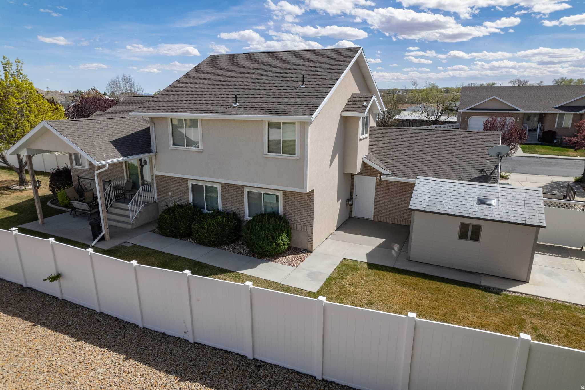 main property photo 51