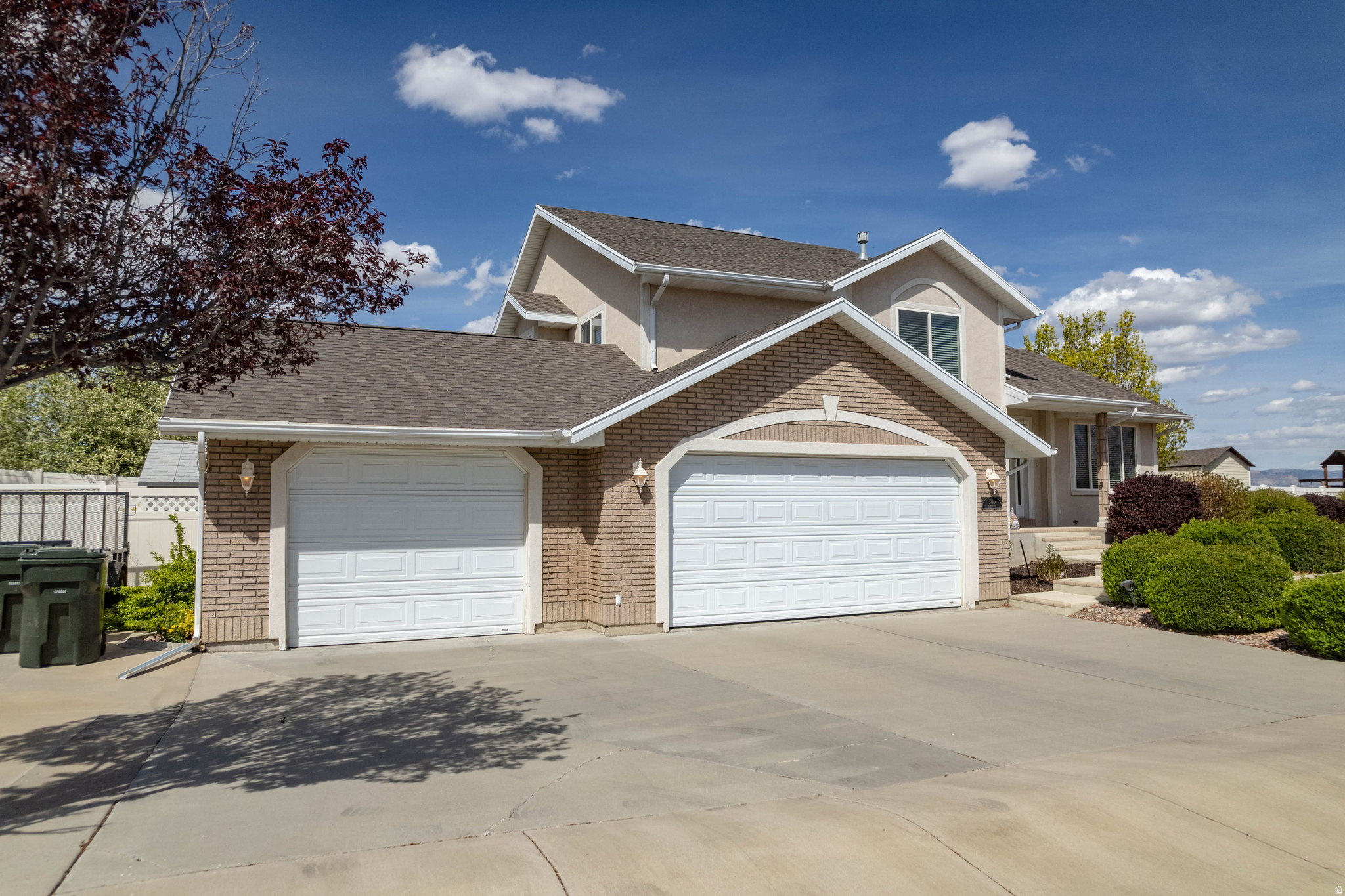 main property photo 54