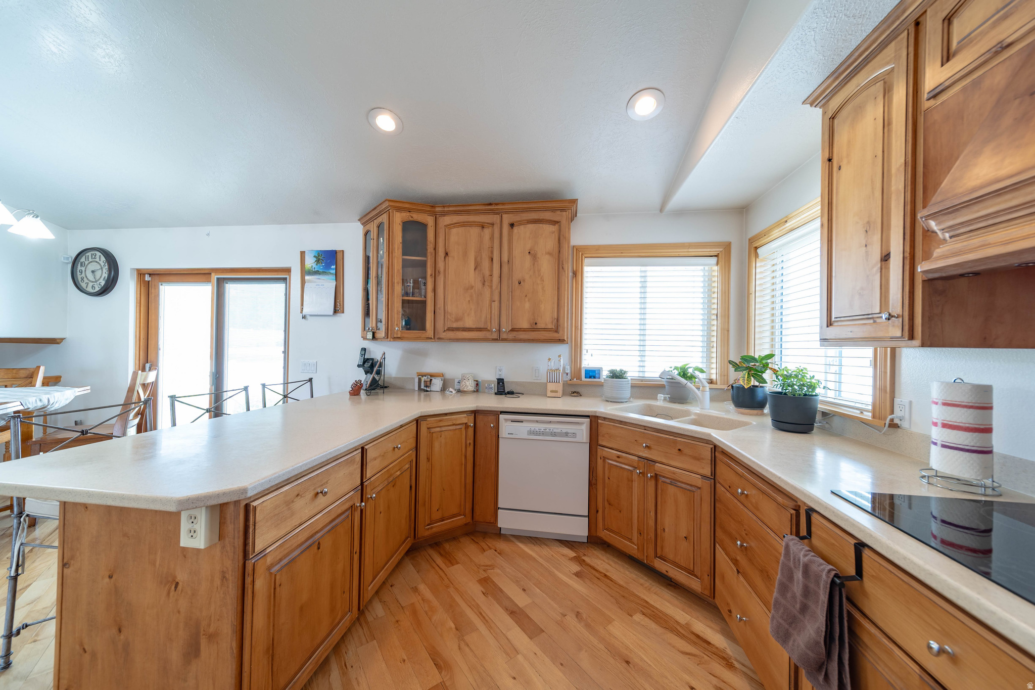 main property photo 8