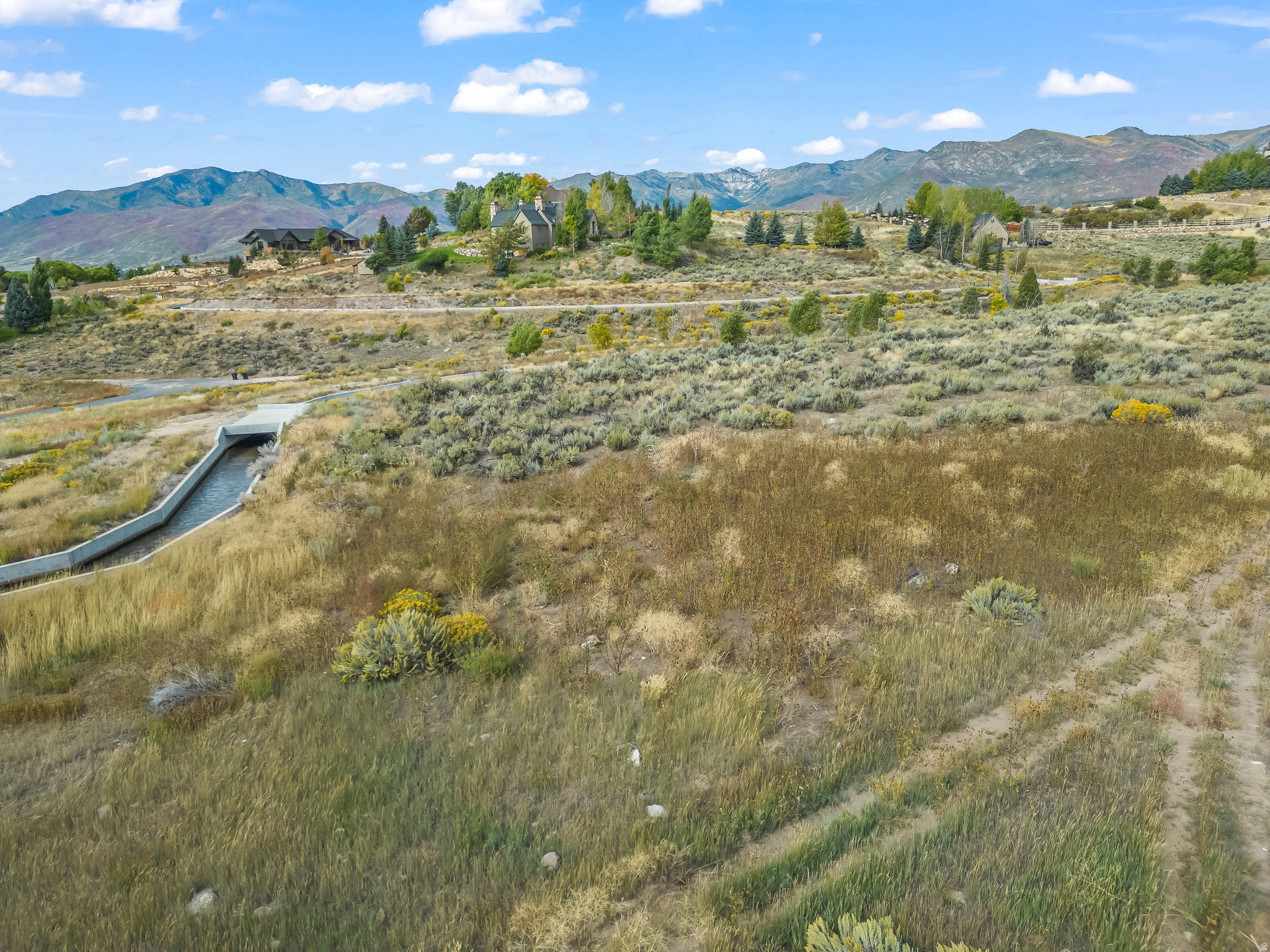 main property photo 12