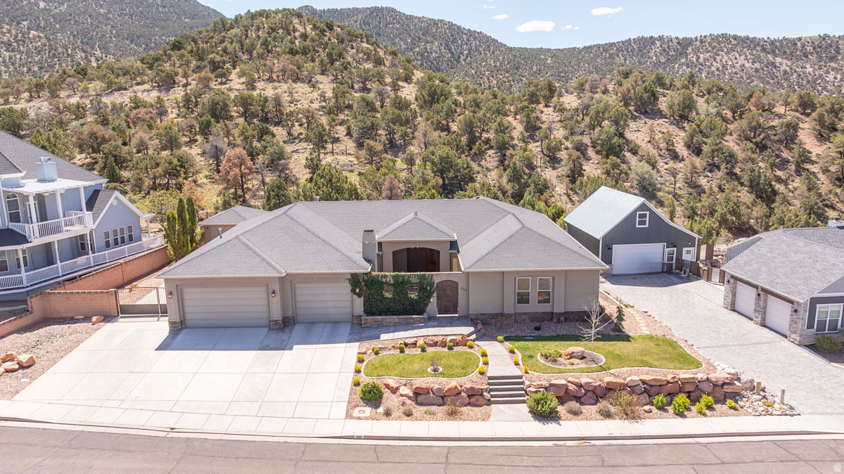 main property photo 66