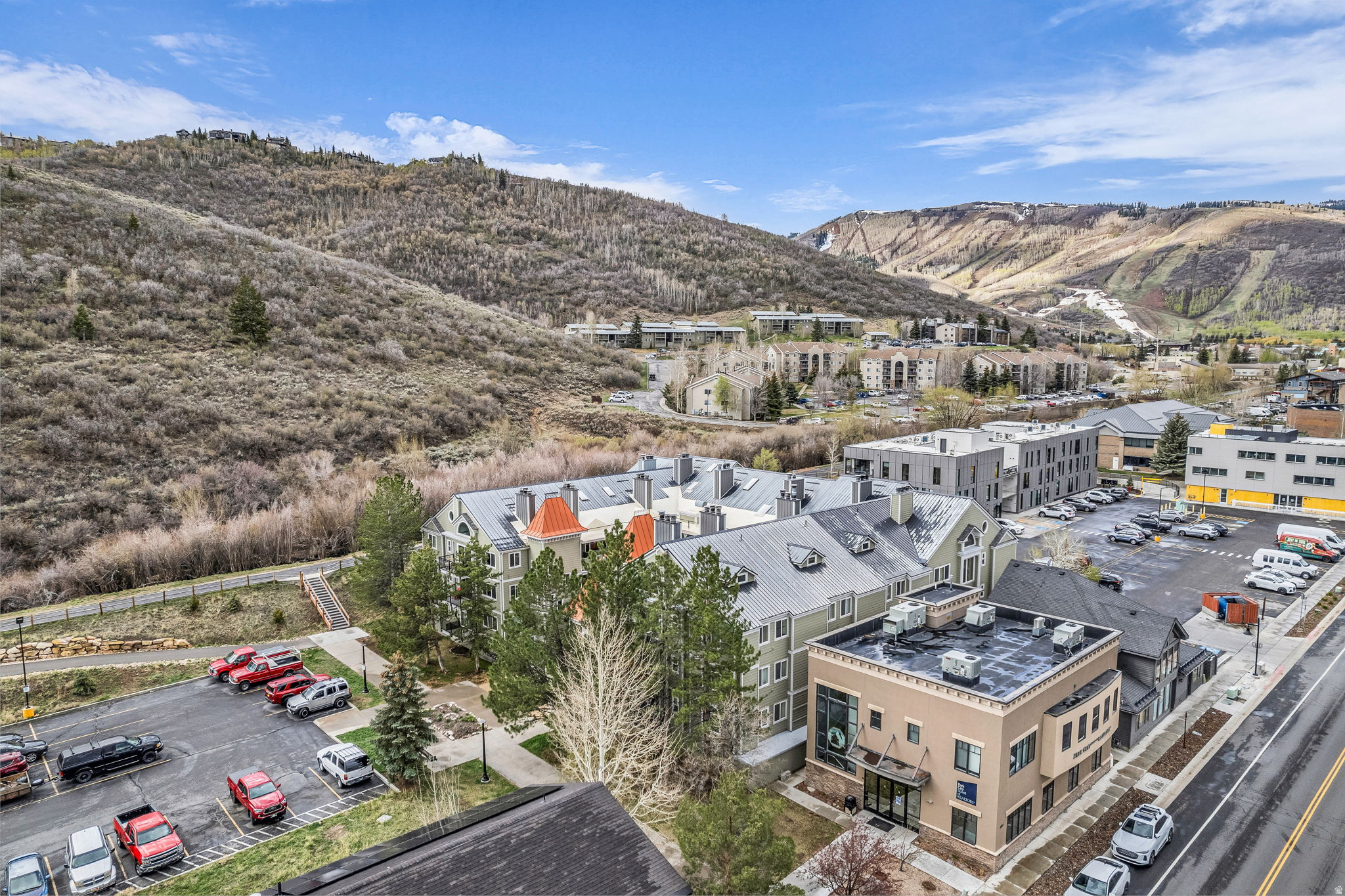 main property photo 34