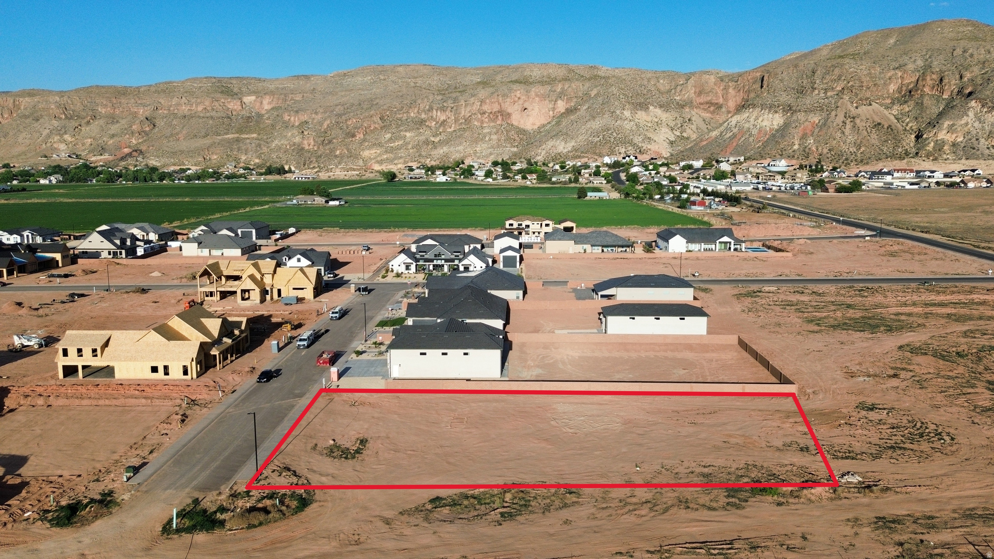 main property photo 2