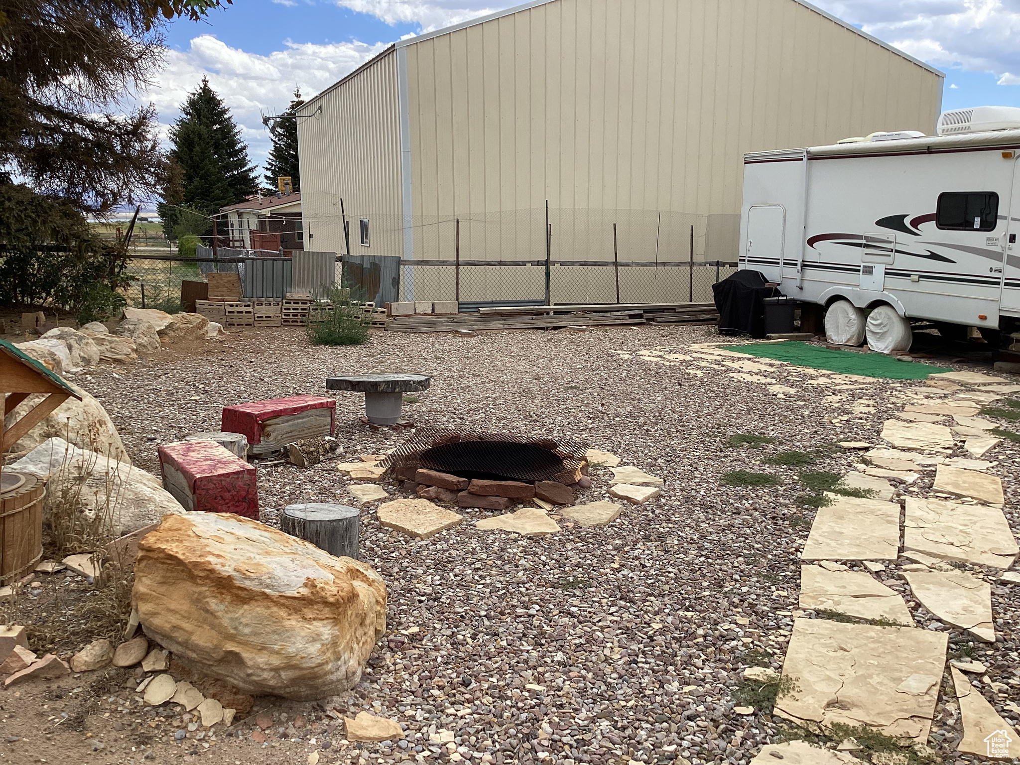 main property photo 44