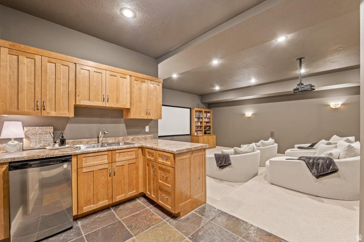 main property photo 65