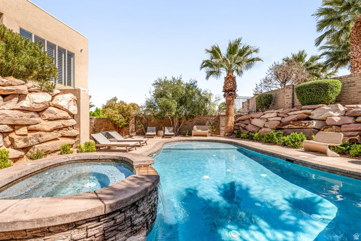 main property photo 75