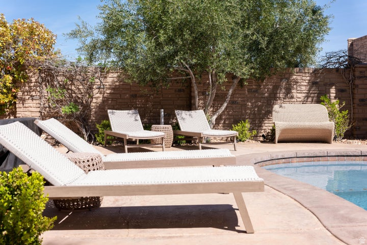 main property photo 76