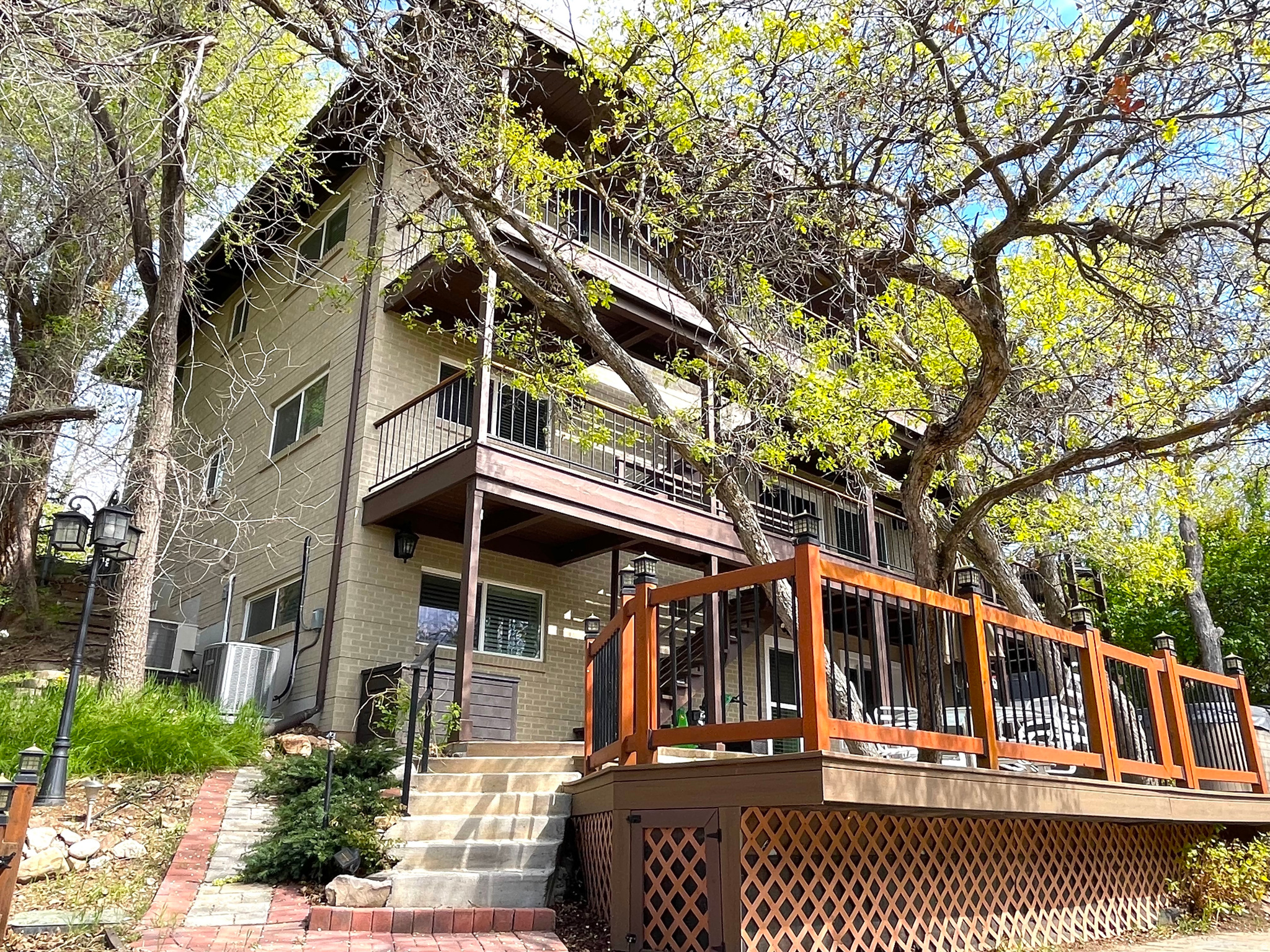 main property photo 41
