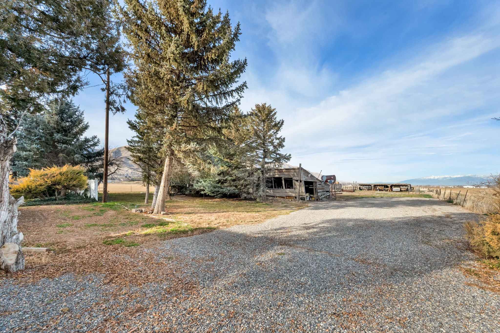 main property photo 35