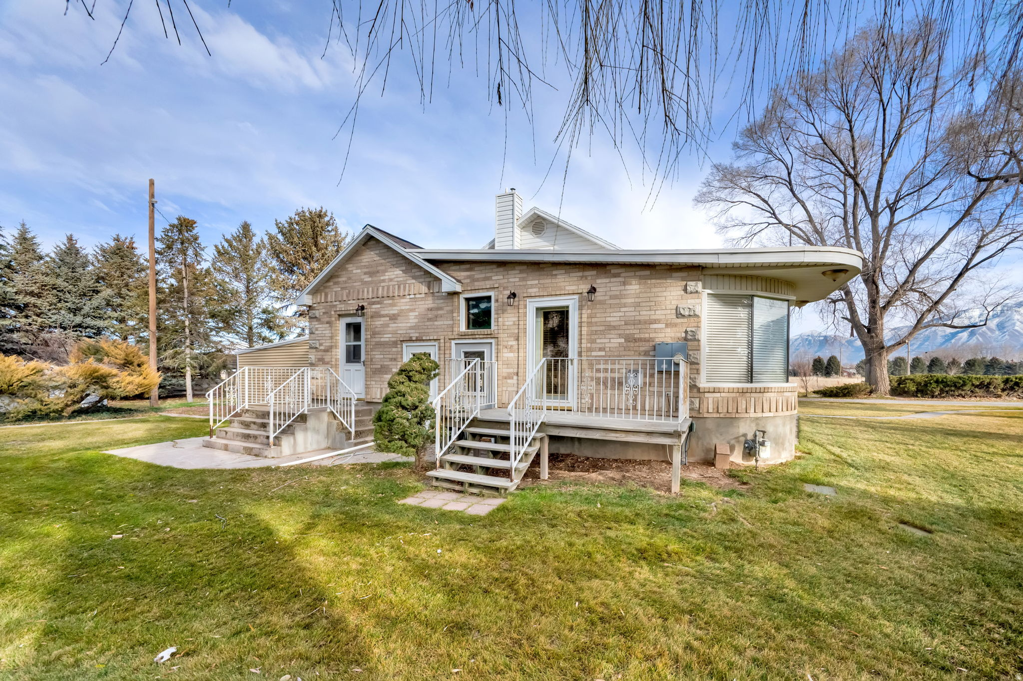 main property photo 5