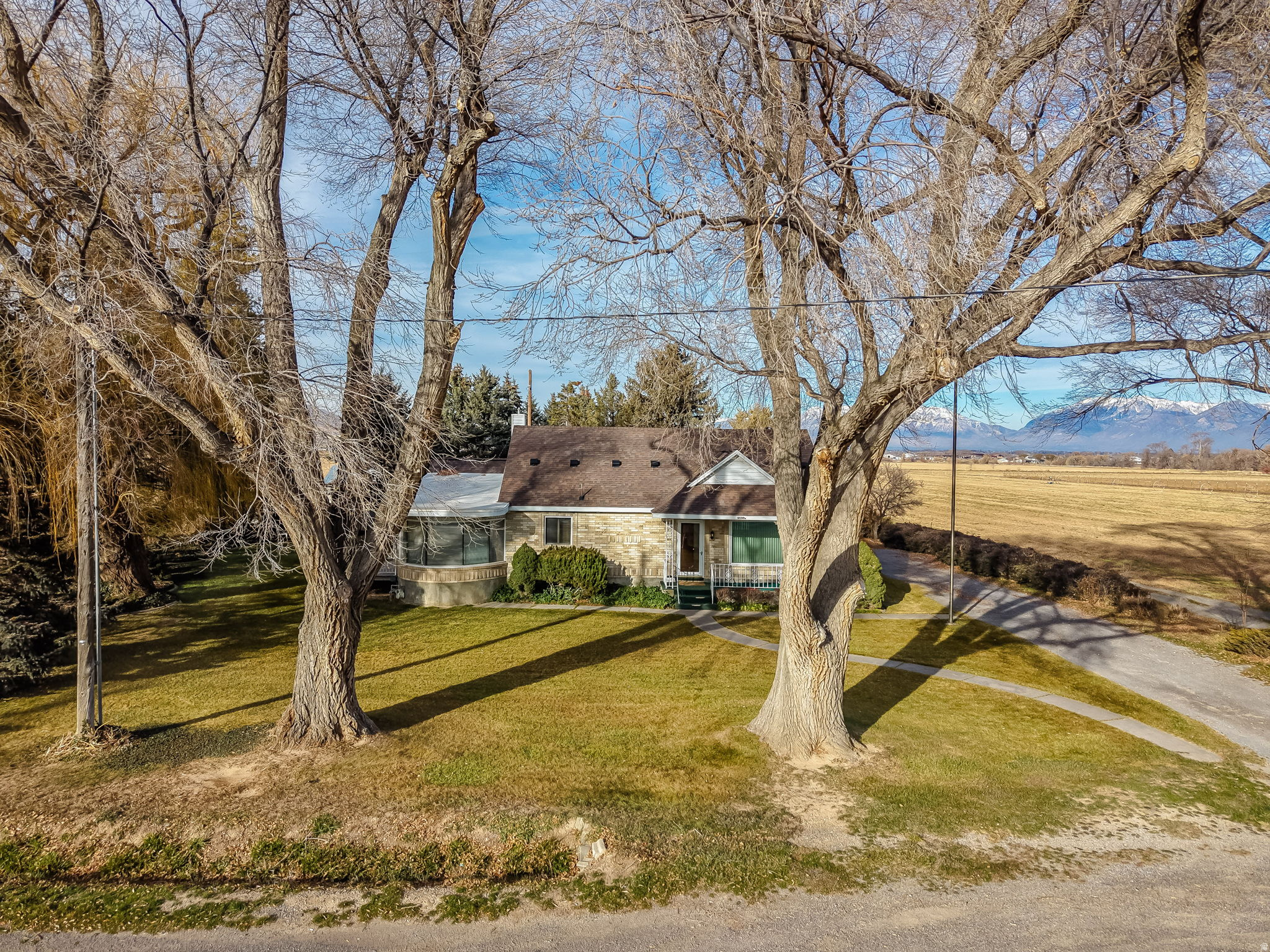 main property photo 6