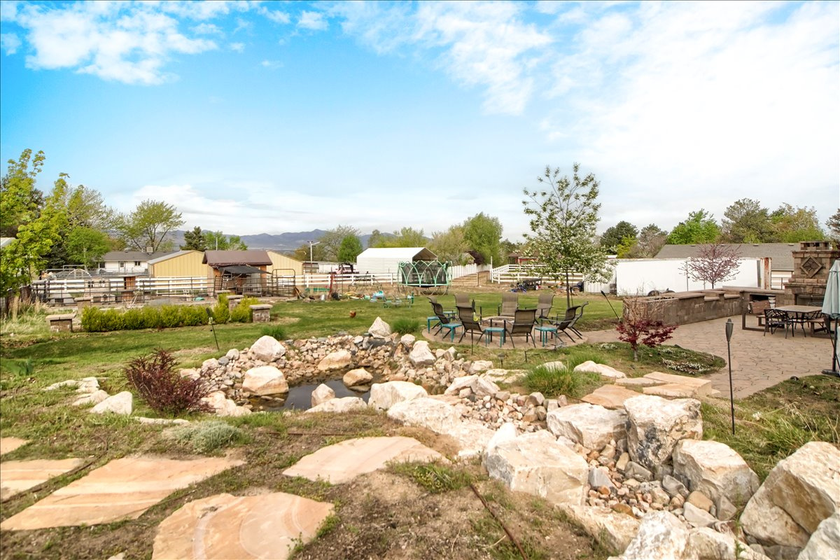 main property photo 50