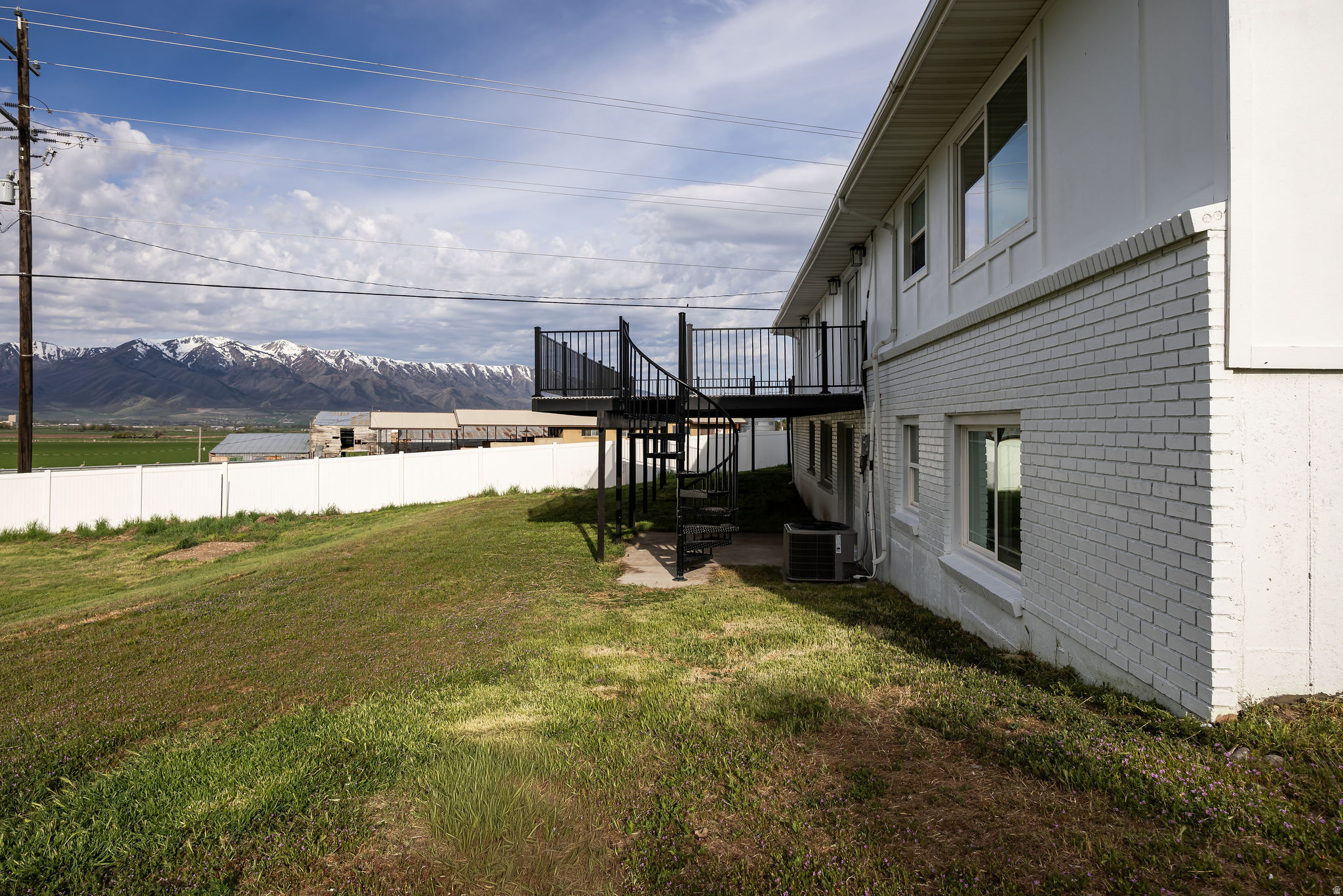 main property photo 49