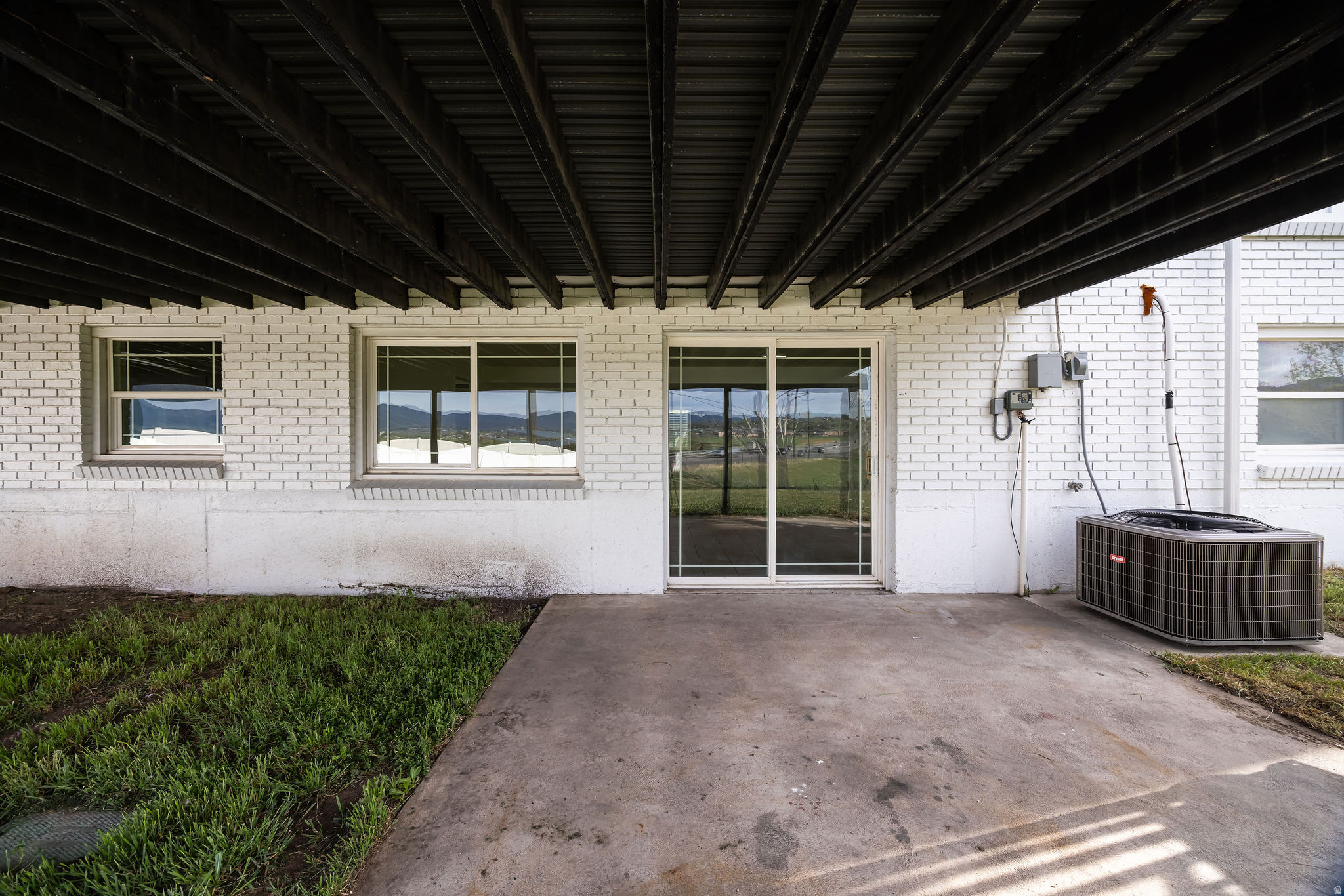 main property photo 50
