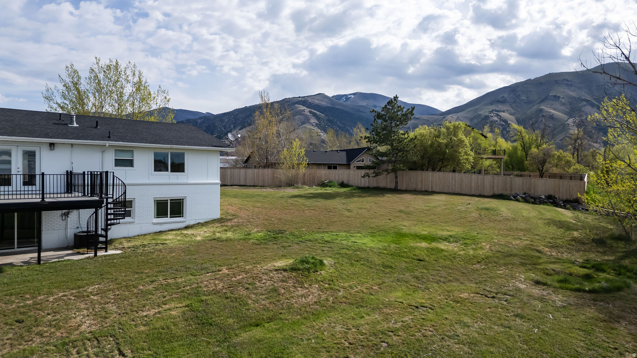 main property photo 58