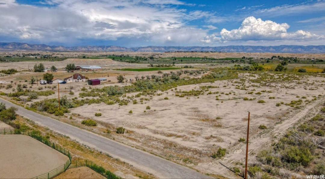 main property photo 18