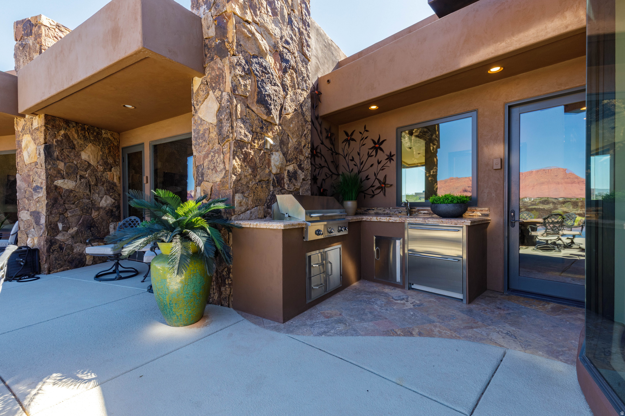 main property photo 66