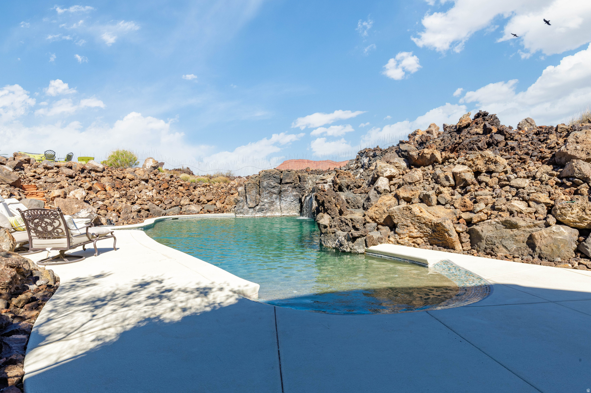 main property photo 80