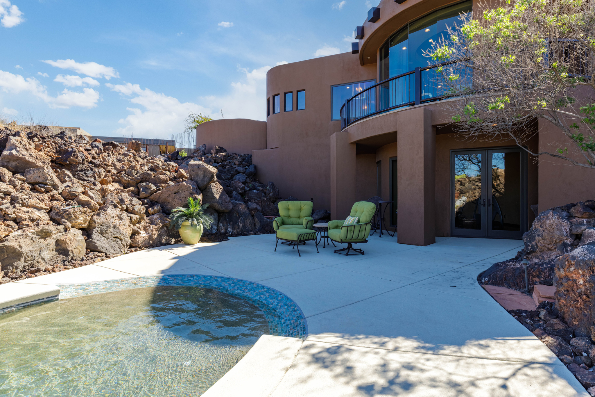 main property photo 81
