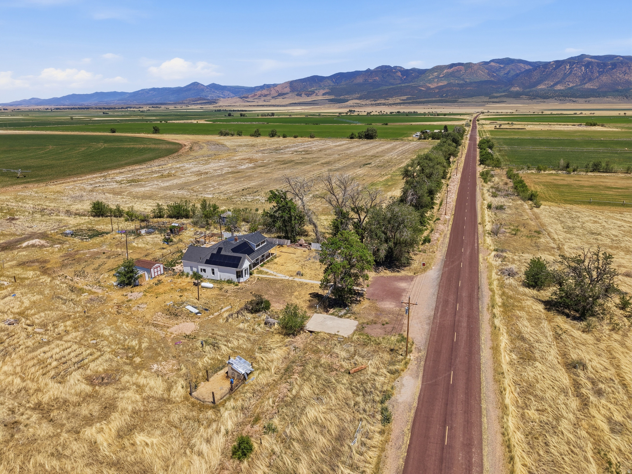 main property photo 8