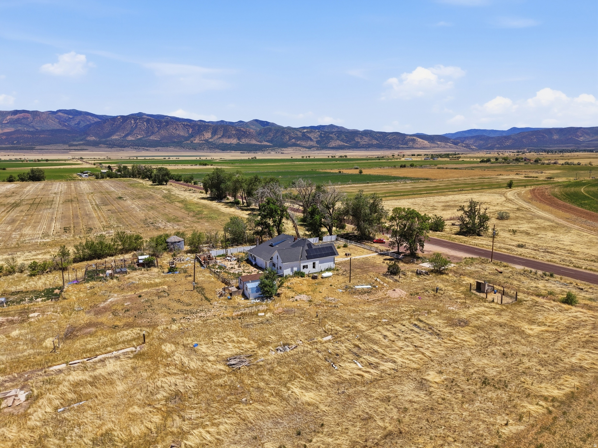 main property photo 9