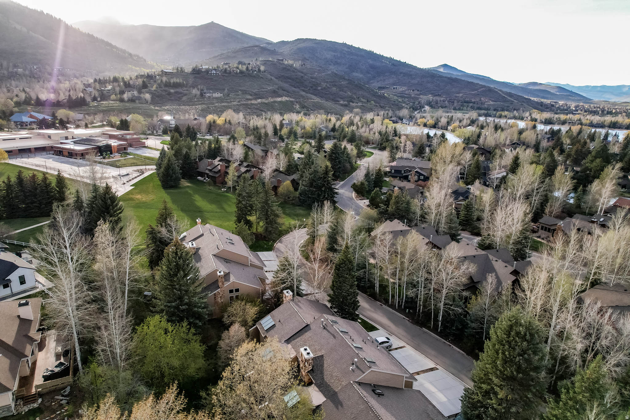 main property photo 4
