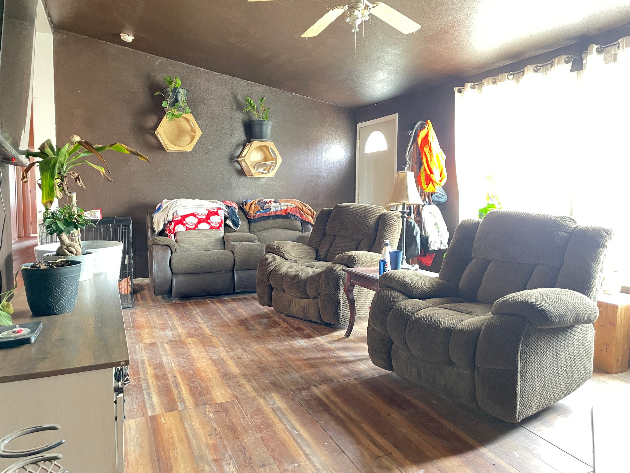 main property photo 11